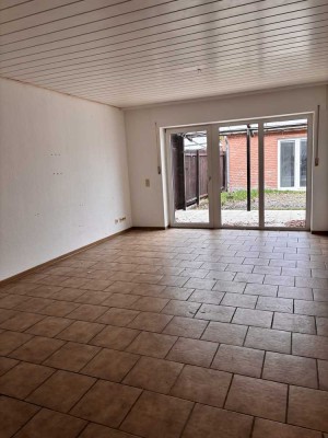 Geräumige, sanierte 2-Zimmer-Wohnung in Kerpen