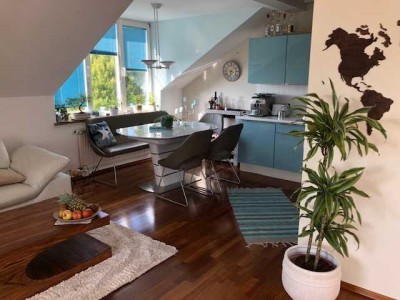 Moderne, helle Maisonette 3-Zimmer-Wohnung in RV Südstadt top Lage