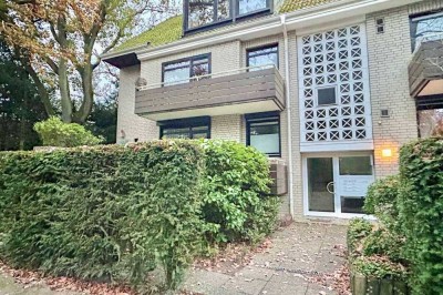 Greifen Sie zu! 3-Zi.-Maisonette mit Balkon und Stellplatz in Hamburg-Rahlstedt