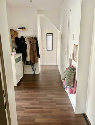Exklusive, gepflegte 3-Raum-DG-Wohnung mit gehobener Innenausstattung in Kempen