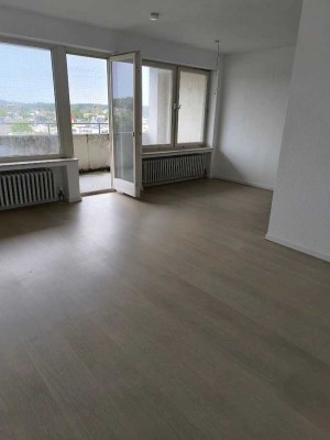 Helles 4-Zimmer-Apartment mit Balkon in Iserlohn