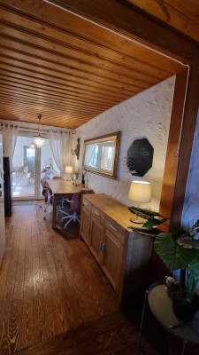 Familienfreundliches Haus mit nagelneuer energieeffizienter Gasheizung!