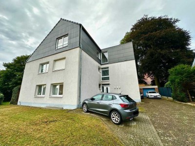 Wohnen wie im eigenen Haus! Mit Garten, zwei Terrassen und Garage