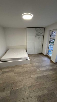 Möbliertes 1-Zimmer-Appartement vor den Toren Kölns zu vermieten.