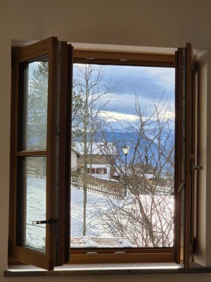 Erstbezug: Moderne 4-Zimmer-Wohnung mit Alpenblick