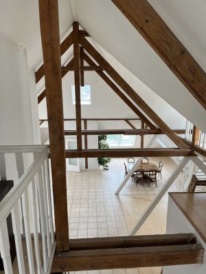 Geräumige, gepflegte 6-Zimmer-Maisonette-Wohnung in Remagen
