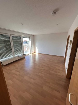 2-Raum-Dachgeschoßwohnung mit Balkon