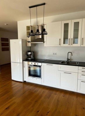 Erstklassige 2-Zimmer-Wohnung mit großem Balkon – Bezug sofort!