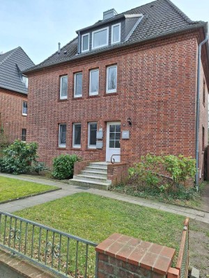 Dachgeschosswohnung im Dichterviertel