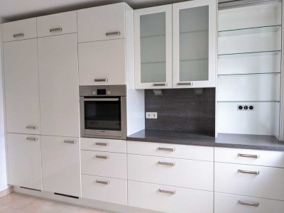 Moderne 4-Zimmer Wohnung im EG mit Balkon in Stuttgart-Obertürkheim