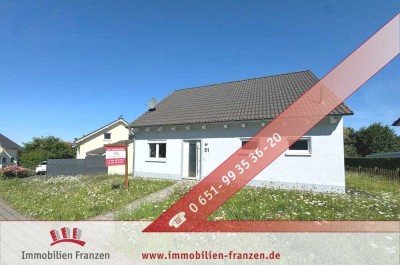 Osburg: vollständig renoviertes, energieeffizientes und einzugsbereites Einfamilienhaus mit bester V
