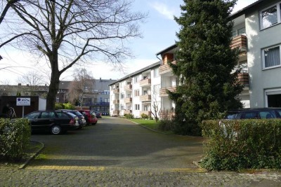 Ansprechende 3-Raum-Wohnung mit EBK und Balkon in Moers