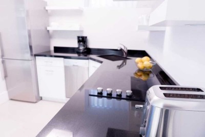 Exklusive, sanierte 2-Raum-Wohnung mit EBK in Hilden