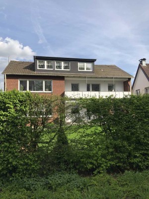 Modernisierte 4-Zimmer-Wohnung mit Balkon in Warendorf