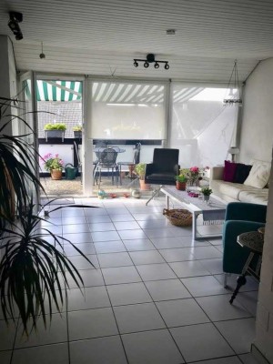 Helle Wohnung mit 3 Zimmern und großem Balkon und EBK in Gifhorn