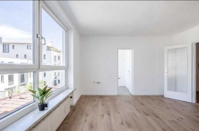 Wohnung am Viktualienmarkt & Gärtnerplatz; 1,5 Zimmer teilmöbliert