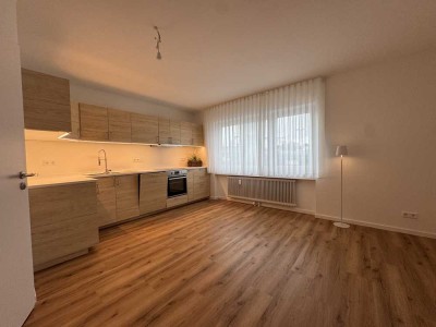 FREIRAUM: 5-Zimmer-Wohnung. Mittendrin, neu renoviert, vielseitig.
