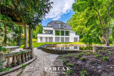 Traumhaftes Penthouse in exklusiver Villa!