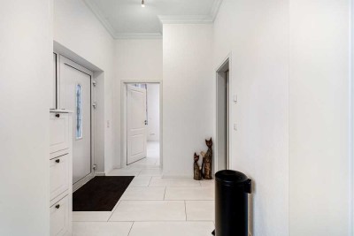 Wellness zu Hause: Wohnen mit eigenem Saunahaus im Grünen