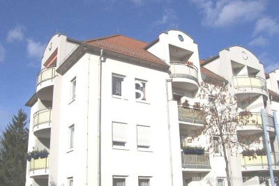 FAMILIENFREUNDLICH UND KOMFORTABEL - MIT DREI BALKONEN