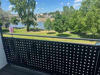Geschmackvolle Wohnung mit einem Zimmer sowie Balkon und Einbauküche in Koblenz
