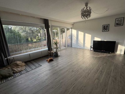 Wohnung mit zwei Zimmern sowie Balkon in Düren