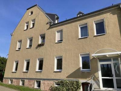 Schöne 4-Raum-Erdgeschosswohnung mit eigenem Garten