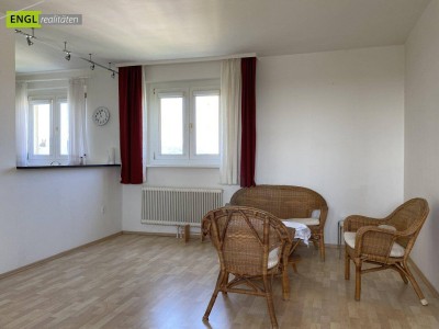 Top 2 Zimmerwohnung mit Loggia und KFZ-Abstellplatz in zentraler Lage, unmittelbar beim Leistungszentrum Südstadt
