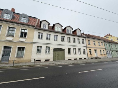 Stadtzentrum, gut geschnittene 2-Zi.-WE01 mit Terrasse und Stellplatz