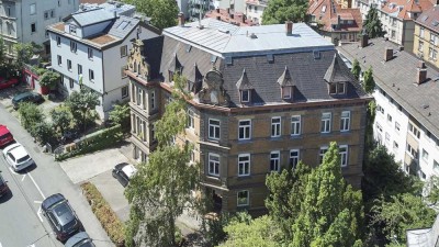 Liebhaberstück- große und attraktive 3 Zi DG-Wohnung mit Option auf einzigartigen Maisonette-Ausbau