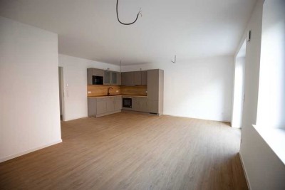Hochwertiges Neubau-Apartment mit Terrasse, Einbauküche & Stellplatz – Erstbezug in ruhiger Lage