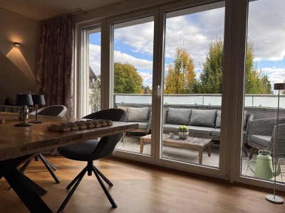 Exklusive, voll möblierte Dachgeschosswohnung mit Südwestbalkon am Godelsberg in Aschaffenburg