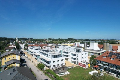 Sattledt | Hauptstraße - 14.09. Tag der offenen Tür - Neubau mit Tiefgarage, Lift, Dachterrasse und PV-Anlage - werthaltige Ziegelmassivbauweise - jetzt informieren!