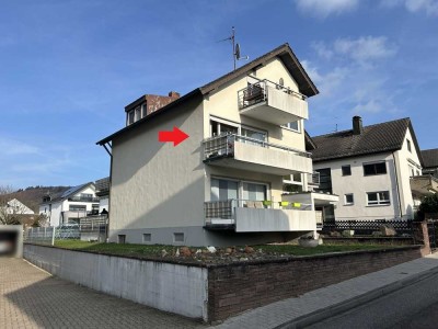 Sonnige 4-Zimmerwohnung mit 3 Balkonen in ruhiger Lage von Grötzingen