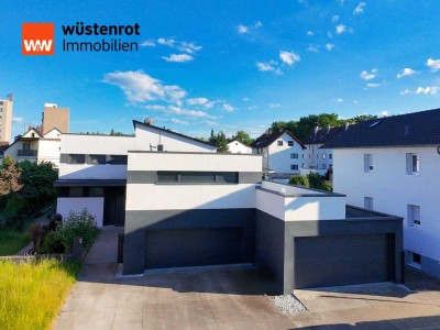 Luxuriöses Traumhaus mit Sanierungsbedarf