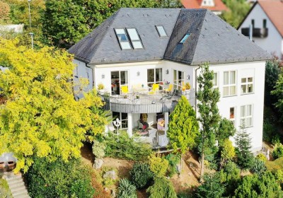 Repräsentatives Einfamilienhaus mit herrlicher Aussicht in Linsengericht