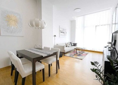 Geschmackvolle 2-Raum-Wohnung mit Einbauküche in Weilheim in Oberbayern