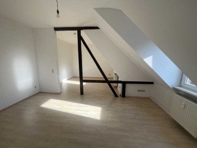 Kleine feine 1 ZKB Altbau-Wohnung im ruhigen Hinterhaus