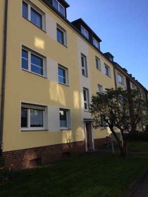 Attraktive und gepflegte 2-Zimmer-Dachgeschosswohnung am Rande des Kreuzviertels