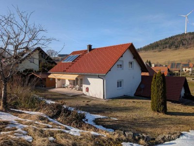 Freistehendes Einfamilienhaus in sonniger, idyllischer Lage in einem Ortsteil von Schopfheim!