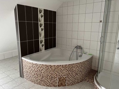 Ansprechende 5-Zimmer-Maisonette-Wohnung mit Balkon in Reinheim. Neubaugebiet!