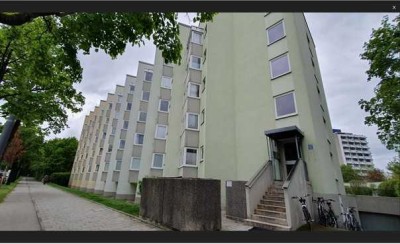 Helle 1-Zimmer Wohnung im 2. OG in München Laim