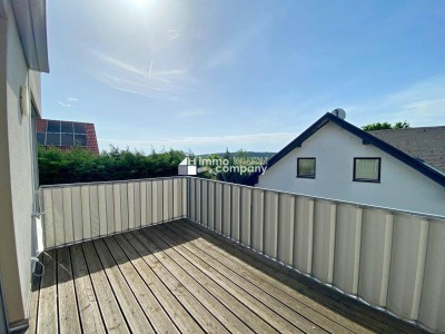 Traumhafte 3-Zimmer-Wohnung mit Balkon und Garage in Gießhübl!