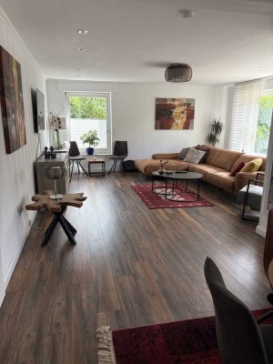 Preiswertes, großes und vollständig renoviertes Haus mit fünf Zimmern und EBK in Vechta