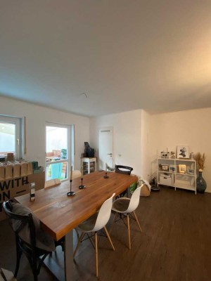 Stilvolle, gepflegte 3,5-Zimmer-Erdgeschosswohnung mit Balkon und Einbauküche in Speyer