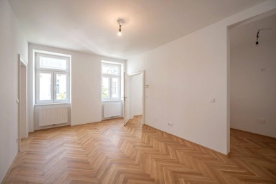 ++NEU++ Außergewöhnlicher 2-Zimmer Altbau-ERSTBEZUG! totale Hofruhelage!!