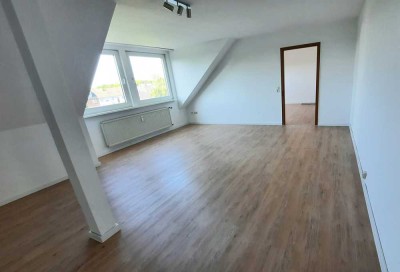 2-Zimmer-DG-Whg. in Wesel-City sucht solventen Mieter