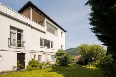 Stadtvilla Hambacher Höhe - Sanierung oder Neubau auf großem Aussichtsareal!