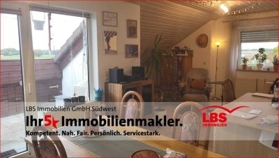 Gepflegte 2 ZKB DG Wohnung an max. 2 Personen zu vermieten