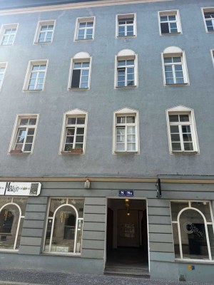 Regensburger Altstadt Denkmalimmobilie - Wunderschöne 2-Zimmer Wohnung -